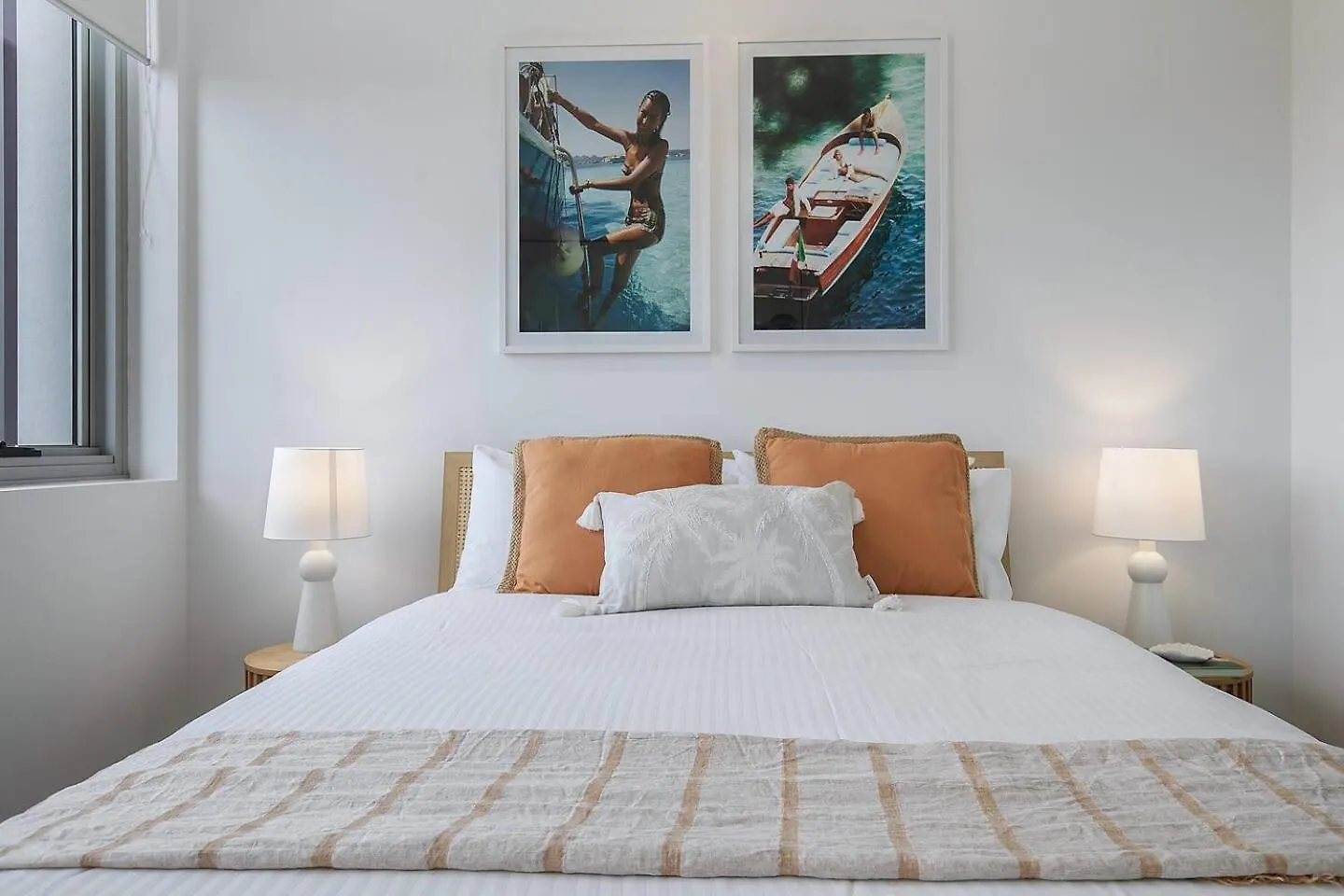 Lägenhet Starlit Palms Chic Poolside Haven By The Beach Guldkusten